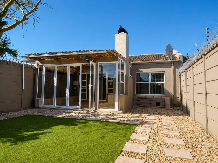 To Let 2 Bedroom Property for Rent in Blouberg Sands Western Cape